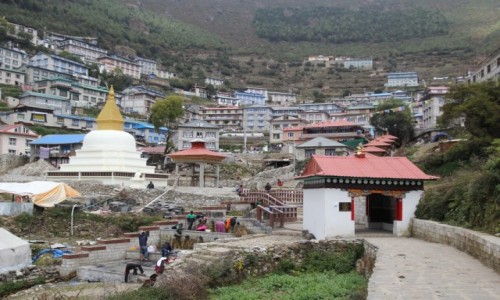 Zdjcie NEPAL / Park Narodowy Sagarmatha / Namche Bazar 3440 m n.p.m. / Namche Bazar wita!