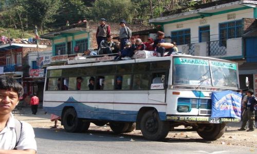 Zdjecie NEPAL / Dolina Kathmandu / Gdzieś w Nepalu / Miejscowy PKS