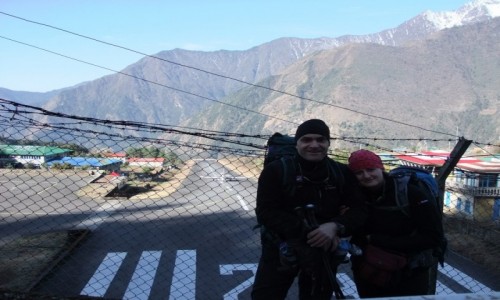 Zdjecie NEPAL / Khumbu / Lukla / Pas startowy w Lukli