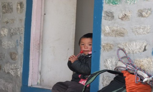 Zdjęcie NEPAL / Khumbu / Phortse Tenga / Dzieciaki