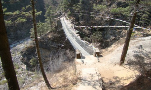 Zdjecie NEPAL / Khumbu / Himalaje / Most wiszcy na Dudh Koshi