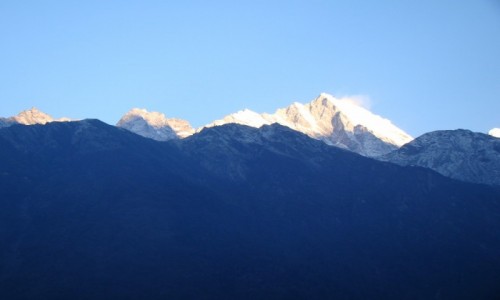 Zdjęcie NEPAL / Himalaje / Lukla / Świt w Lukli