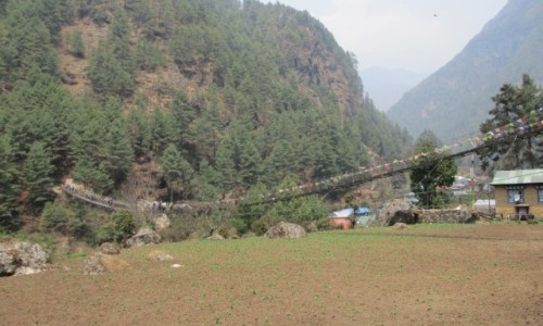 Zdjcie NEPAL / Sagarmatha National Park / Dolina Dudh Koshi / Most wiszcy 