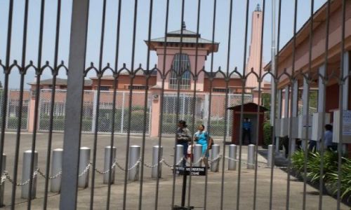 Zdjecie NEPAL / brak / Katmandu / Paac Krlewski w Katmandu od miesica otwarty do zwiedzania / 2001r masakra Rodziny Krlewskiej /