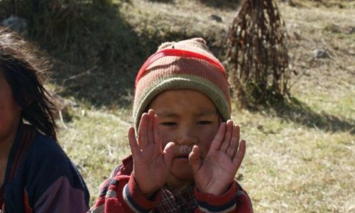 Zdjecie NEPAL / Himalaje / Samdo / Dzieci gr 3860 npm