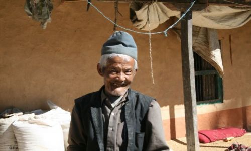 Zdjecie NEPAL / brak / Gdzieś w wiosce pod Katmandu / Dziadek