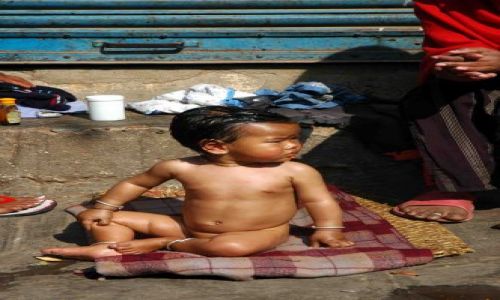 Zdjecie NEPAL / durbar sq / kathmandu / suszenie na słońcu po kąpieli