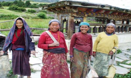 Zdjecie NEPAL / brak / gdzies na szlaku.. / usmiechnite kobiety