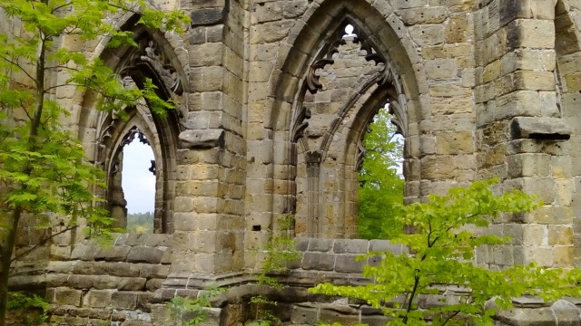 Zdj cia: Oybin, Góry Żytawskie, Klasztorne okna, NIEMCY Zdj cia: Oybin, Góry Żytawskie, Klasztorne okna, NIEMCY