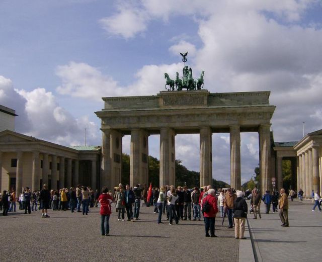 Zdjęcia: Berlin, Brandenburgia, Brama Brandenburska, NIEMCY Zdjęcia: Berlin, Brandenburgia, Brama Brandenburska, NIEMCY