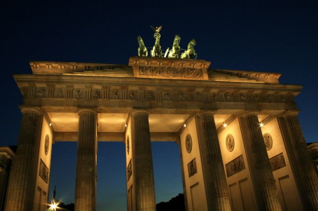 Zdjęcia: Berlin, Brandenburgia, Brama Brandenburska, NIEMCY Zdjęcia: Berlin, Brandenburgia, Brama Brandenburska, NIEMCY