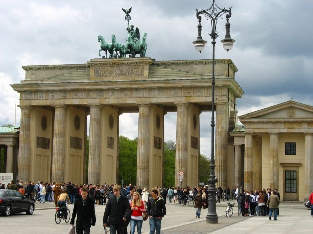 Zdjęcia: Berlin , Brandenburgia, znana Brama B., NIEMCY Zdjęcia: Berlin , Brandenburgia, znana Brama B., NIEMCY