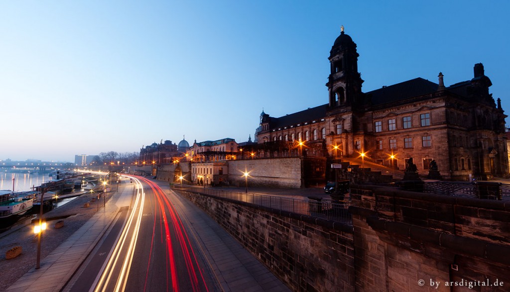 Zdjęcia: Dresden, Sachsen, Tarrassenufer beim Tagesanbruch, NIEMCY Zdjęcia: Dresden, Sachsen, Tarrassenufer beim Tagesanbruch, NIEMCY