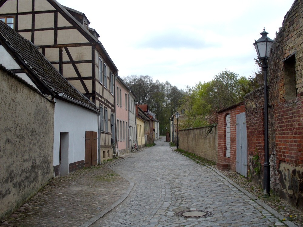 Zdjęcia: Belzig, okolice Berlina, Jedna z wielu uliczek w mieście., NIEMCY Zdjęcia: Belzig, okolice Berlina, Jedna z wielu uliczek w mieście., NIEMCY