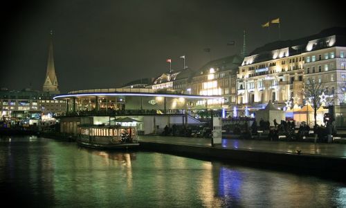 Zdjecie NIEMCY / - / Centrum - jezioro  Alster / Hamburg3