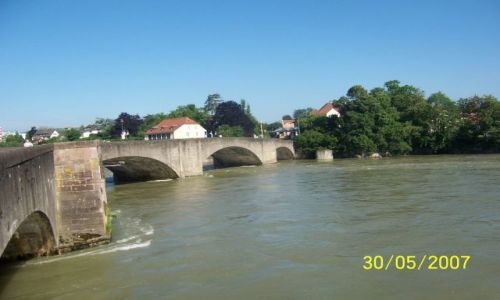 Zdjecie NIEMCY / Granica między Niemcami i Szwajcarią / Rheinfelden / Nad Renem