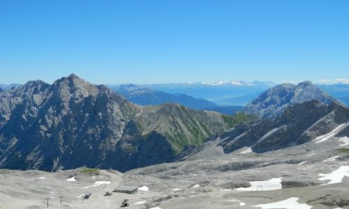 Zdjecie NIEMCY / bawaria / alpy / Zugspitze i widok na ALPY