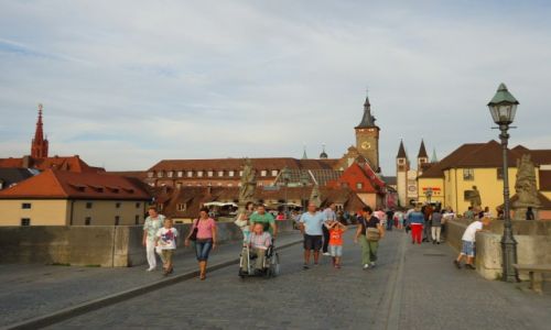Zdjcie NIEMCY / Bawaria (Frankonia) / Wurzburg / Wurzburg - redniowieczny most