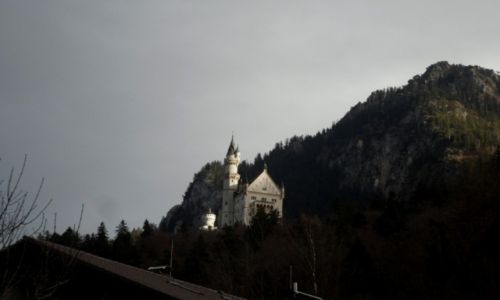 Zdjcie NIEMCY / Bawaria / Schwangau / ZAMEK SZALONEGO LUDWIKA II - CZOWKA DISNEYA