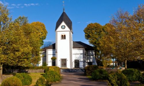 Zdjcie NIEMCY / Rheinland / Bad Honnef / gidienberg Kirche