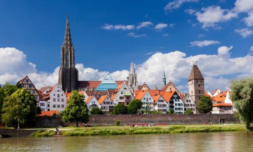 Zdjcie NIEMCY / Schwaben / Ulm / Ulm Skyline