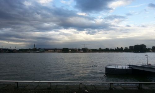 Zdjecie NIEMCY / Hesja / Moguncja / Ren w Moguncji