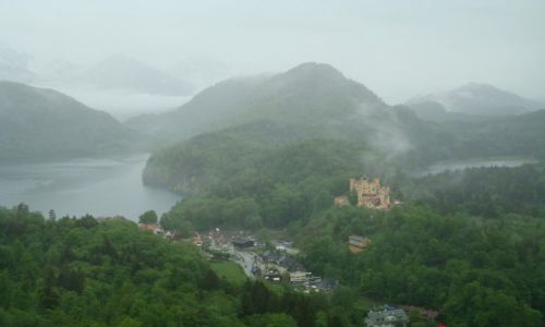 Zdjecie NIEMCY / Bawaria / Fussen / Zamglony Hohenschwangau