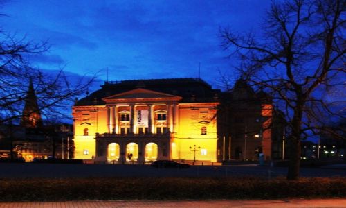 Zdjcie NIEMCY / Pojezierze Meklemburskie / Schwerin / Teatr Pastwowy Meklemburgia