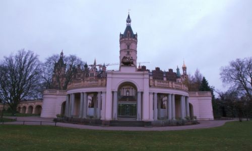 Zdjcie NIEMCY / Pojezierze Meklemburskie / Schwerin / Zamek w Schwerinie