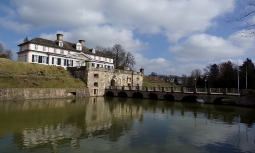 Zdjęcie NIEMCY / - / Bad Pyrmont / - zamek - Bad Pyrmont