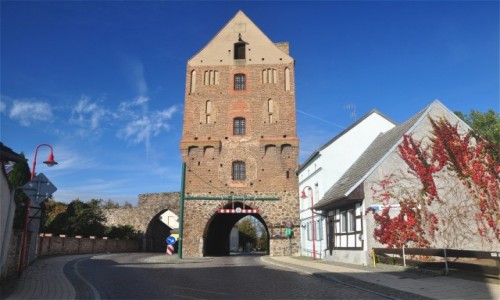 Zdj�cie NIEMCY / Brandenburgia / Gartz (Oder) / Brama Szczeci�ska w Gard�cu Odrza�skim