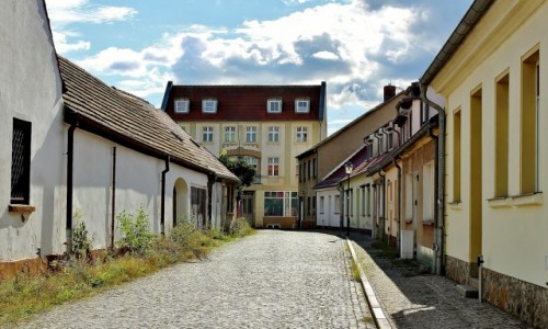 Zdjęcie NIEMCY / Brandenburgia / Eisenhüttenstadt / Uliczka