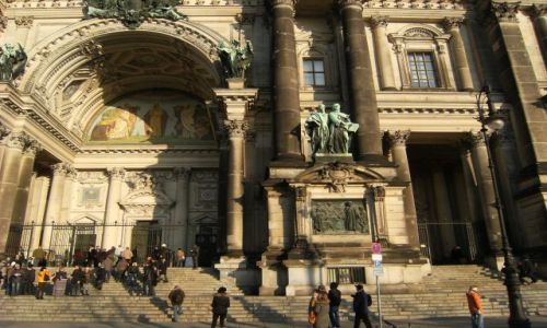 Zdjecie NIEMCY / Brandenburgia / Berlin / Wyspa Muzeow - jedno z nich