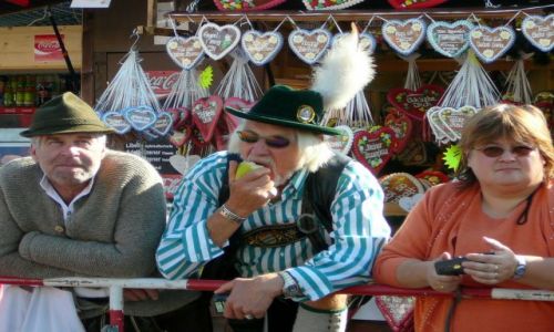 Zdjecie NIEMCY / Monachium / Octoberfest / przed piwkiem