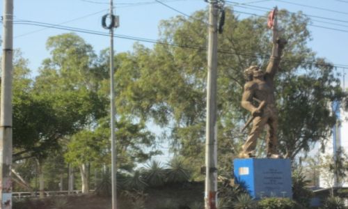 Zdjęcie NIKARAGUA / - / Managua  Nikaragua / Pomnik rewolucjonisty w Managui