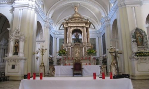 Zdjęcie NIKARAGUA / - /   Nikaragua / Wnętrze bazyliki w Asuncjon