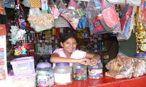 Zdjęcie NIKARAGUA / Ometepe /  miasteczko / urocza sklepowa