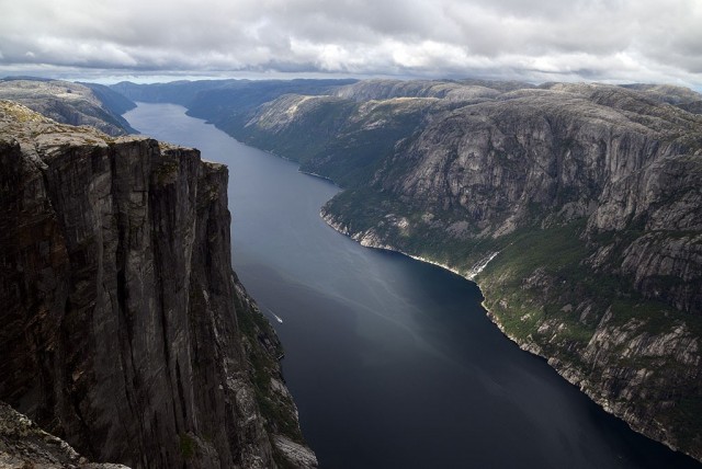 Zdj cia: Kjerag, Rogaland, Kjerag, NORWEGIA Zdj cia: Kjerag, Rogaland, Kjerag, NORWEGIA