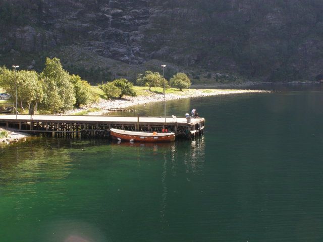 Zdjęcia: Lysefjorden, Południowe wybrzeże, Lysefjorden - przystań, NORWEGIA Zdjęcia: Lysefjorden, Południowe wybrzeże, Lysefjorden - przystań, NORWEGIA