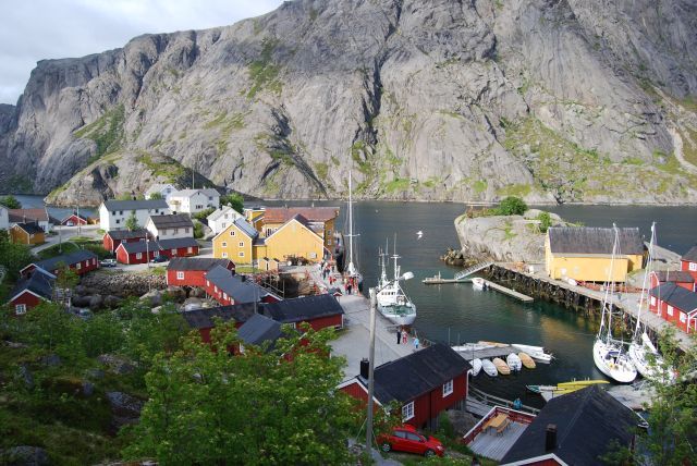 Zdjęcia: Nusfjord, Lofoty, Nusfjord - przeurocza wioska rybacka na Lofotach, NORWEGIA Zdjęcia: Nusfjord, Lofoty, Nusfjord - przeurocza wioska rybacka na Lofotach, NORWEGIA