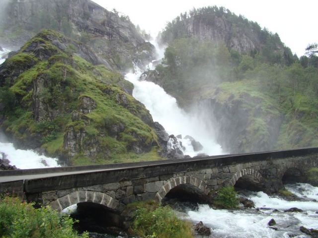 Zdjęcia: Hordaland, Hordaland, Latefoss, NORWEGIA Zdjęcia: Hordaland, Hordaland, Latefoss, NORWEGIA