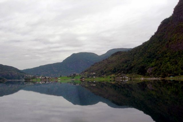 Zdjęcia: Norwegia, Norwegia, norweskie lusterka, NORWEGIA Zdjęcia: Norwegia, Norwegia, norweskie lusterka, NORWEGIA