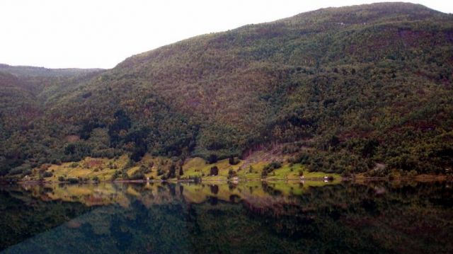 Zdjęcia: Norwegia, Norwegia, norweskie lusterka, NORWEGIA Zdjęcia: Norwegia, Norwegia, norweskie lusterka, NORWEGIA