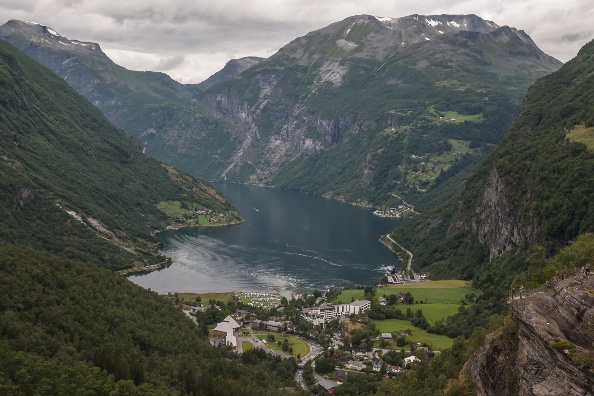 Zdjęcia: Geirangerfjord, płn. Norwegia, Geirangerfjord, NORWEGIA Zdjęcia: Geirangerfjord, płn. Norwegia, Geirangerfjord, NORWEGIA