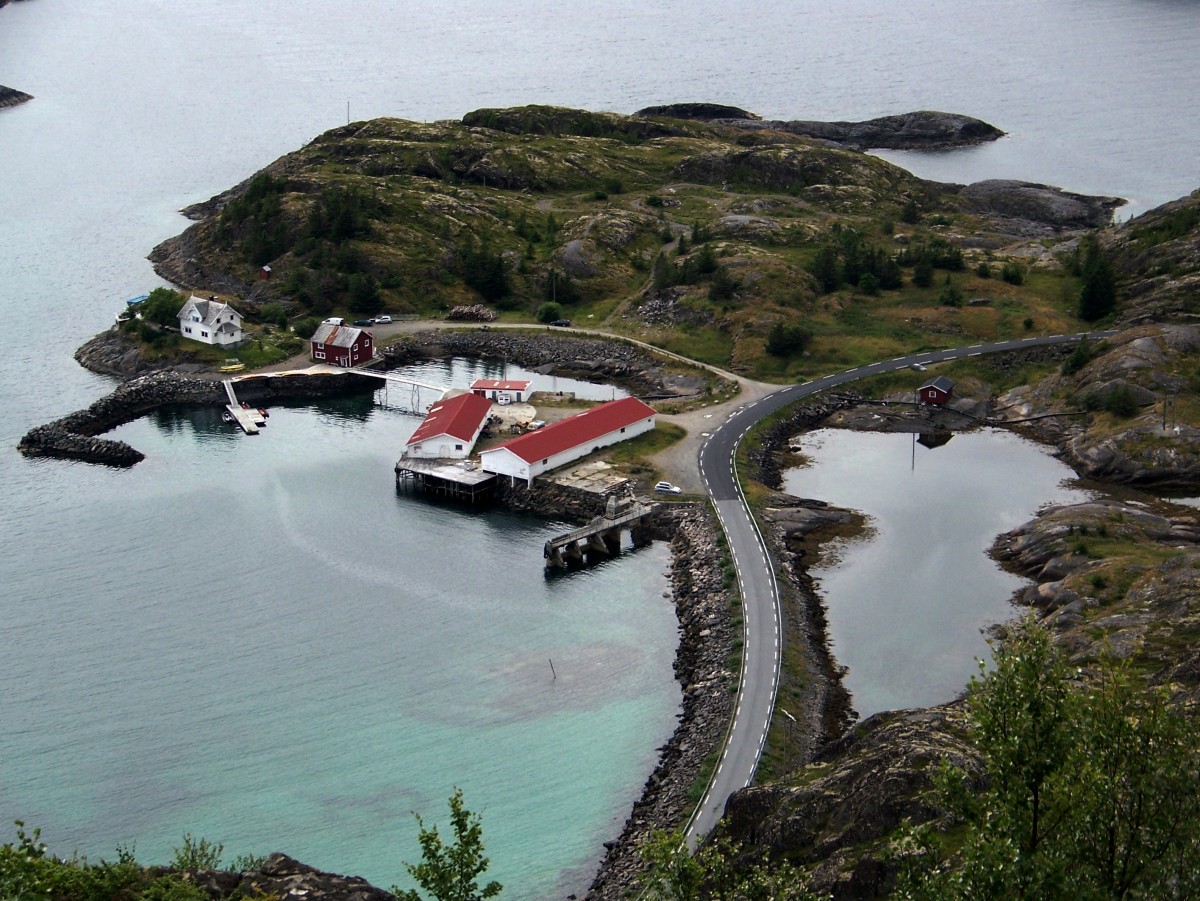 Zdjęcia: Austvagoya, Lofoty, Przedmieście :) Henningsvær , NORWEGIA Zdjęcia: Austvagoya, Lofoty, Przedmieście :) Henningsvær , NORWEGIA