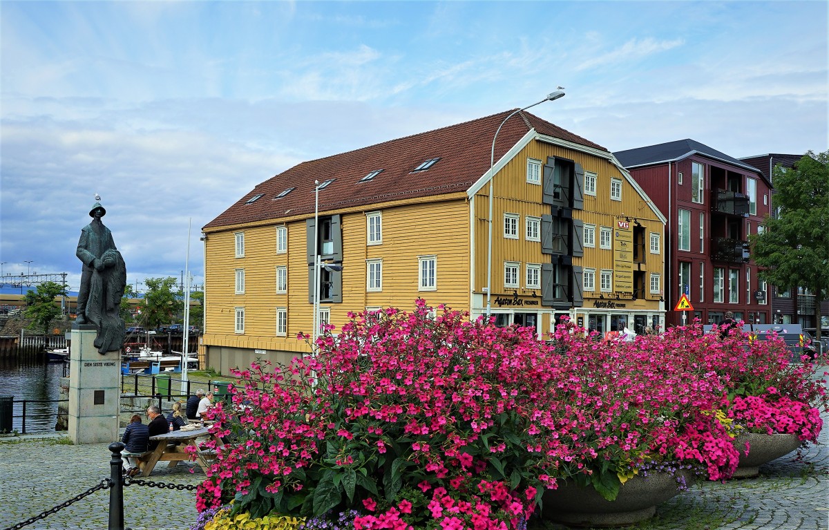Zdjęcia: Trondheim , Trøndelag, Pomnik rybaka, NORWEGIA Zdjęcia: Trondheim , Trøndelag, Pomnik rybaka, NORWEGIA