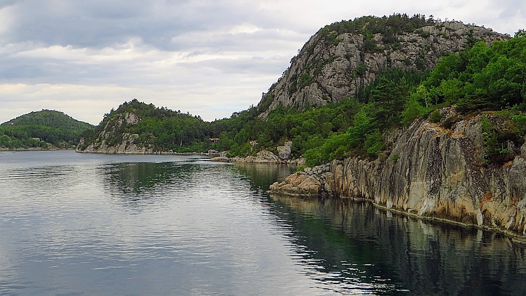 Zdjęcia: Lysefjord, Norwegia południowo - zachodnia, Lysefjord, NORWEGIA Zdjęcia: Lysefjord, Norwegia południowo - zachodnia, Lysefjord, NORWEGIA