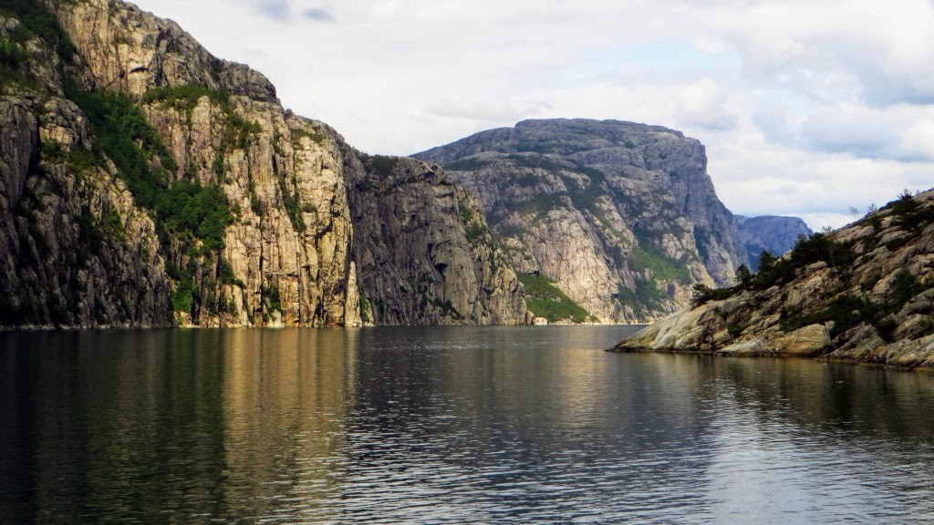 Zdjęcia: Lysefjord, Norwegia południowo - zachodnia, Lysefjord, NORWEGIA Zdjęcia: Lysefjord, Norwegia południowo - zachodnia, Lysefjord, NORWEGIA