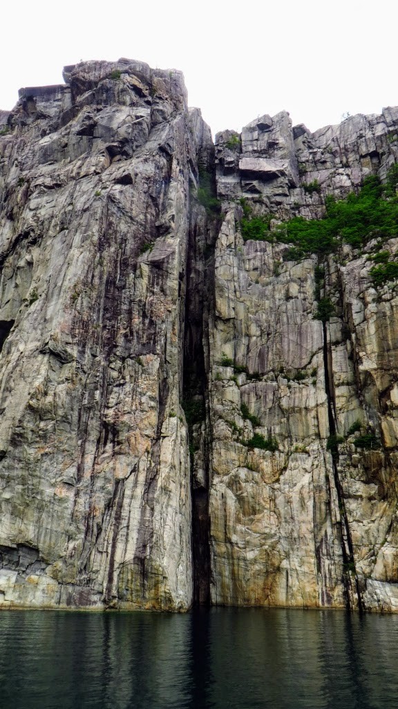 Zdjęcia: Lysefjord, Norwegia południowo - zachodnia, Lysefjord, NORWEGIA Zdjęcia: Lysefjord, Norwegia południowo - zachodnia, Lysefjord, NORWEGIA
