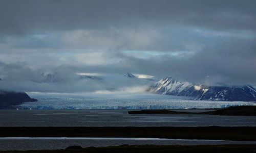 Zdjcie NORWEGIA / Spitsbergen / Ny Alesund / Lodowiecowe oczarowanie